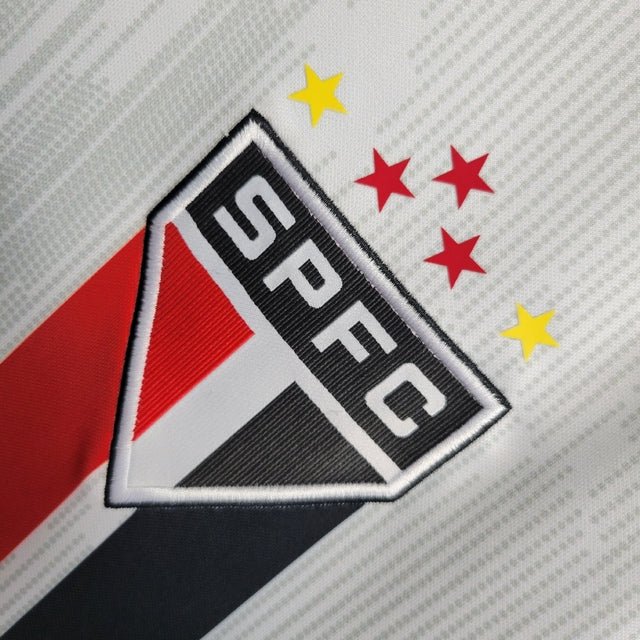 Camisa São Paulo Edição Edição especial 23/24 - Torcedor Adidas Masculina - Branca com listras em vermelho e preto