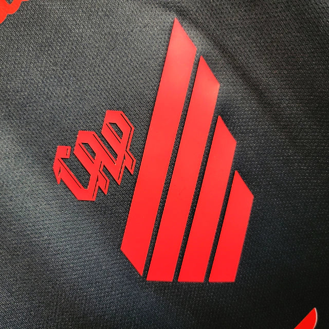 Camisa Athletico Paranaense II 23/24 manga longa - Torcedor Umbro Masculina - Preta com detalhes em vermelho
