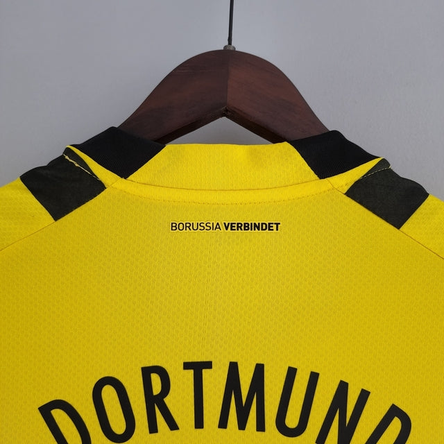 Camisa Borussia Dortmund I 22/23 - Torcedor Puma Feminina - Amarela e preta