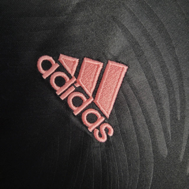 Camisa Inter Miami II 23/24 manga longa - Torcedor Adidas Masculina - Preta com detalhes em rosa