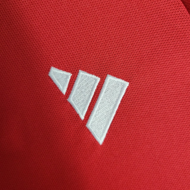 Camisa Seleção Hungria Edição Especial 22/23 - Torcedor Adidas Masculina - Vermelha com detalhes em branco