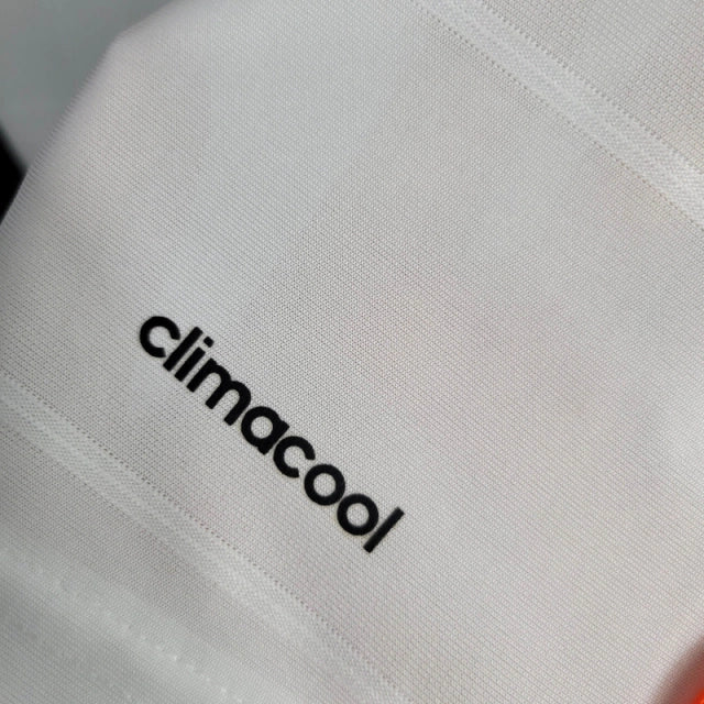Camisa Retrô Real Madrid I 2013/2014 manga longa - Adidas Masculina - Branca com detalhes em cinza e laranja