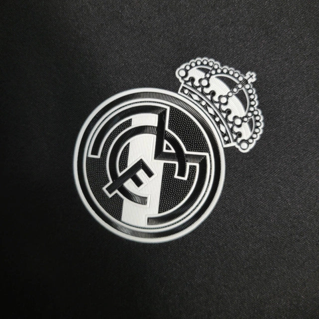 Camisa Retrô Real Madrid II 2016/2017 manga longa - Adidas Masculina - Preta com detalhes em roxo