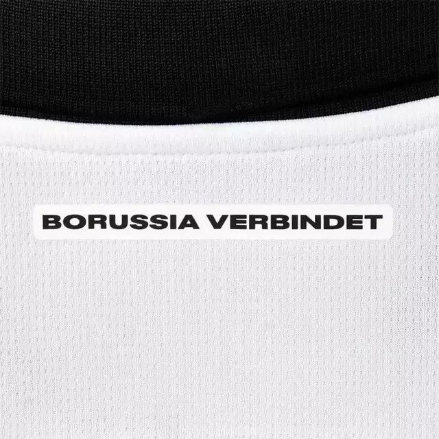 Camisa Borussia Dortmund III 24/25 - Torcedor Puma Feminina - Branca com detalhes em preto e amarelo