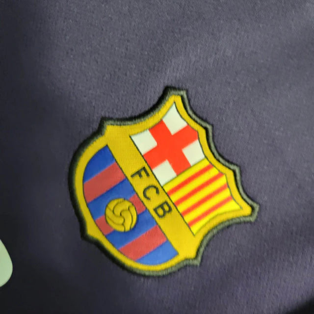 Camisa Retrô Barcelona 2016/2017 manga longa - Nike Masculina - Roxa com detalhes em rosa