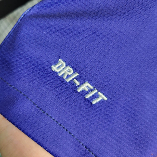 Camisa Retrô Barcelona I 12/13 manga longa - Masculina Nike - Azul com detalhes em vermelho