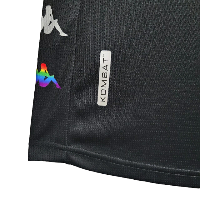 Camisa Vasco da Gama II Edição especial LGBTQIAPN+ 23/24 - Torcedor Kappa Feminina - Preta com detalhes na faixa nas cores de um Arco-íris