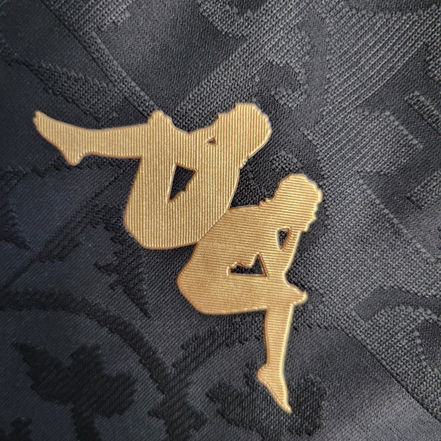 Camisa Vasco da Gama III Edição especial 22/23 - Torcedor Kappa Feminina - Preta com detalhes em dourado