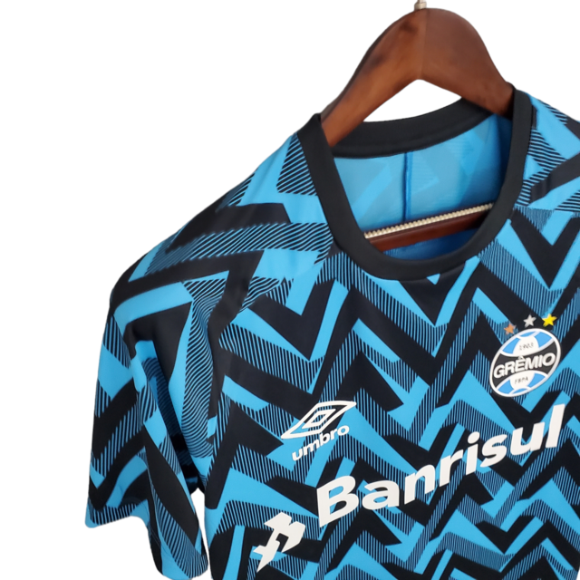 Camisa Grêmio Treino 21/22 - Torcedor Umbro Masculina -Azul com detalhes em tons pretos e azul escuro