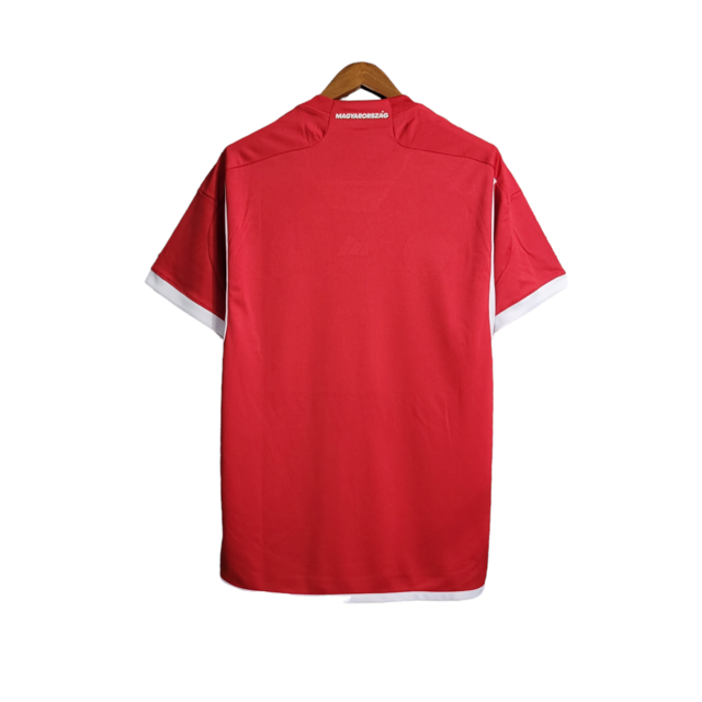 Camisa Seleção Hungria Edição Especial 22/23 - Torcedor Adidas Masculina - Vermelha com detalhes em branco