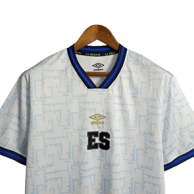Camisa El Salvador II 23/24 - Torcedor Umbro Masculina - Branca com detalhes em azul e dourado