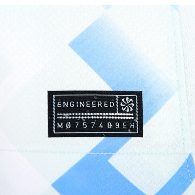 Camisa Inter de Milão II 25/26 - Torcedor Nike Feminina - Branca com detalhes em azul e verde