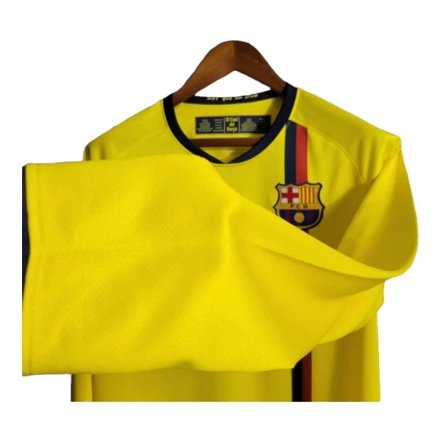 Camisa Retrô Barcelona II 08/09 manga longa - Masculina Nike - Amarela com detalhes em azul e vermelho