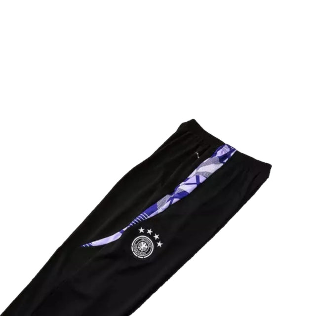 Conjunto Seleção Alemanha Treino 23/24 - Masculino Adidas - Branco com detalhes em preto e roxo