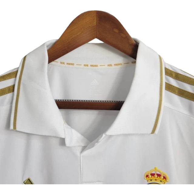 Camisa Retrô Real Madrid I 2011/2012 manga longa - Adidas Masculina - Branca com detalhes em dourado