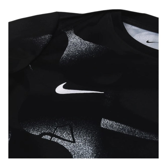 Camisa Corinthians Pré-jogo 25/26 - Torcedor Nike Feminina - Preta com detalhes em branco