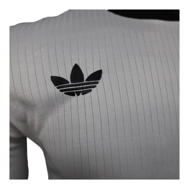 Camisa Seleção Alemanha Edição de Aniversário I 25/26 manga longa - Jogador Adidas Masculina - Branca com detalhes em preto