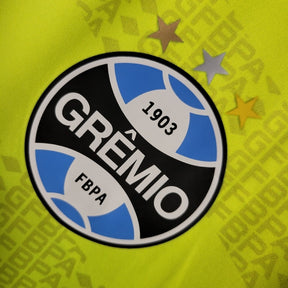 Camisa Grêmio Treino 22/23 Torcedor Umbro Masculina - Verde Com preto e azul