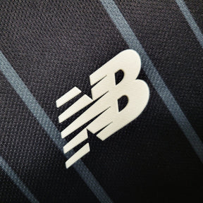 Camisa Red Bull Bragantino II 23/24 - Torcedor New Balance Masculina - Preta com detalhes em branco