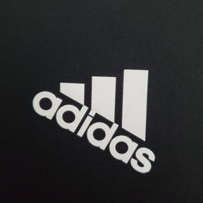Camisa Internacional Edição Especial Consciência Negra 21/22 - Torcedor Adidas Feminina - Preta com detalhes em branco