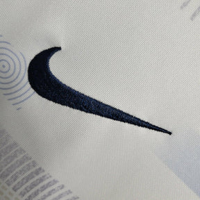 Camisa Tottenham I 22/23 - Torcedor Feminina Nike - Branco com azul