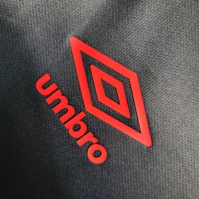 Camisa Athletico Paranaense II 23/24 manga longa - Torcedor Umbro Masculina - Preta com detalhes em vermelho