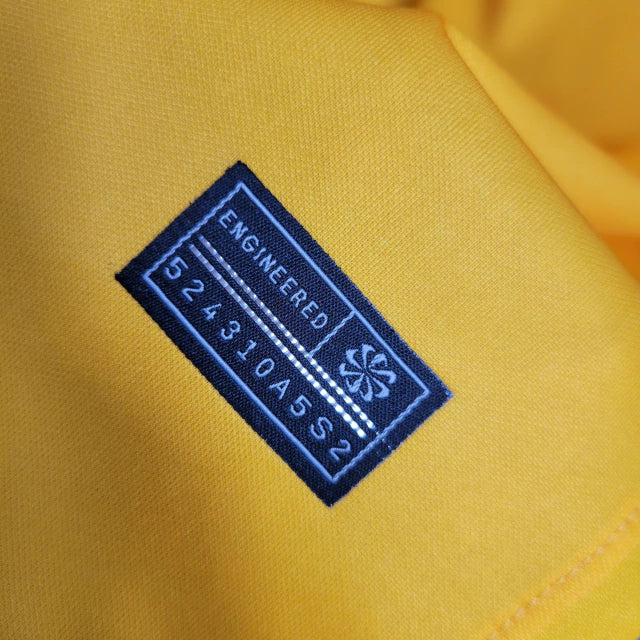Camisa Barcelona IV 23/24 manga longa - Torcedor Nike Masculina - Amarela