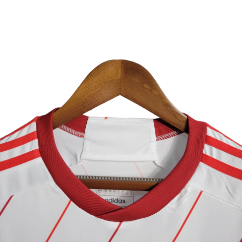 Camisa Internacional II 23/24 - Torcedor Adidas Masculina - Branca com detalhes em vermelho