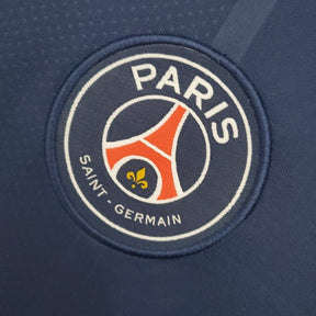Camisa Paris Saint-Germain I 21/22 - Torcedor Nike Masculina - Azul com detalhes em vermelho e branco