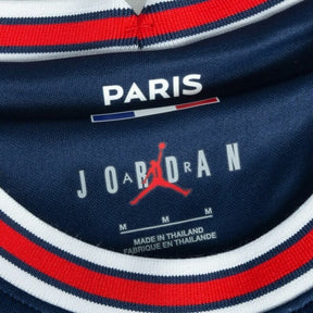 Camisa Paris Saint-Germain I 21/22 - Torcedor Nike Masculina - Azul com detalhes em vermelho e branco