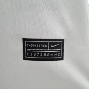 Camisa Paris Saint-Germain I 22/23 - Torcedor Nike Feminina - Azul