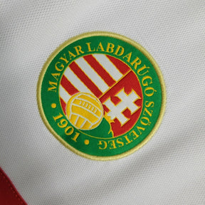 Camisa Seleção Hungria Edição Especial 22/23 - Torcedor Adidas Masculina - Branca com detalhes em vermelho e verde