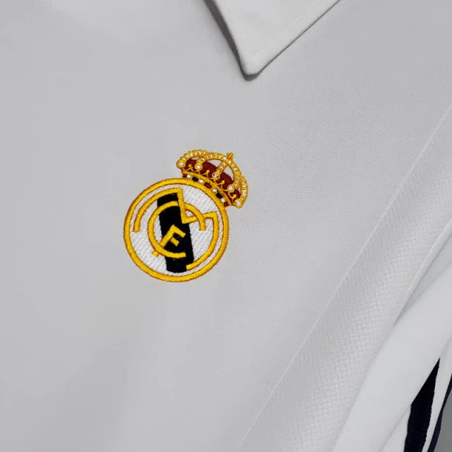 Camisa Retrô Real Madrid I 2002 manga longa - Masculina Adidas - Branca com listras pretas