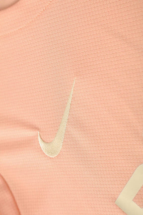 Camisa Chelsea Treino 25/26 - Torcedor Nike Masculina - Salmão com detalhes em azul