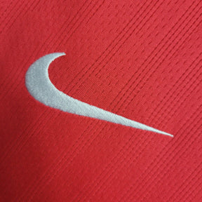 Camisa Retrô Manchester United 2007/2008 manga longa - Masculina Nike - Vermelha com detalhes em branco