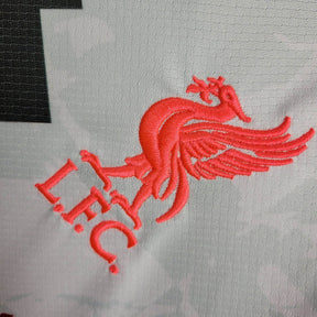 Camisa Liverpool Edição especial 24/25 - Torcedor Nike Masculina - Branca com detalhes em preto e vermelho