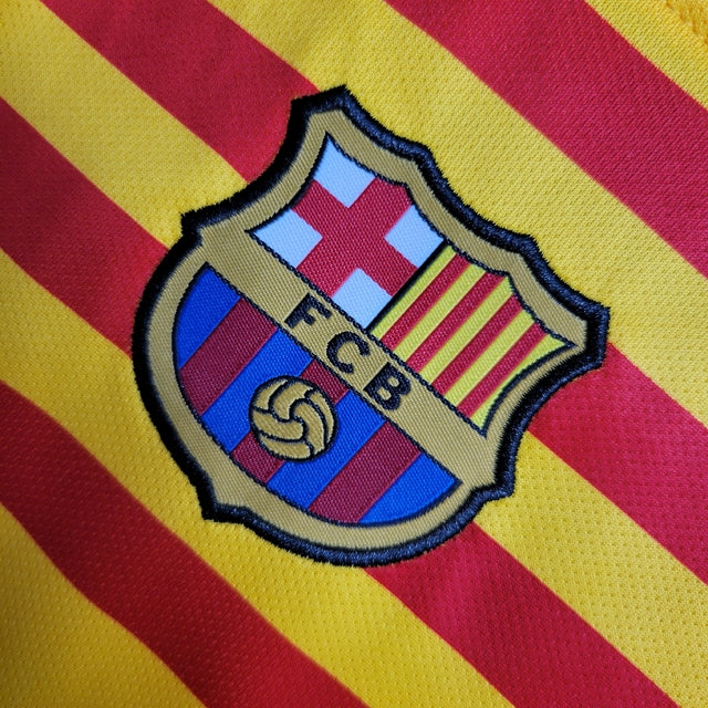 Kit Infantil Barcelona IV Nike 23/24 - Amarelo