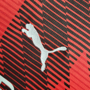 Kit Infantil AC Milan I 23/24 - Puma - Vermelho e Preto