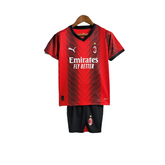 Kit Infantil AC Milan I 23/24 - Puma - Vermelho e Preto
