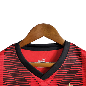 Kit Infantil AC Milan I 23/24 - Puma - Vermelho e Preto