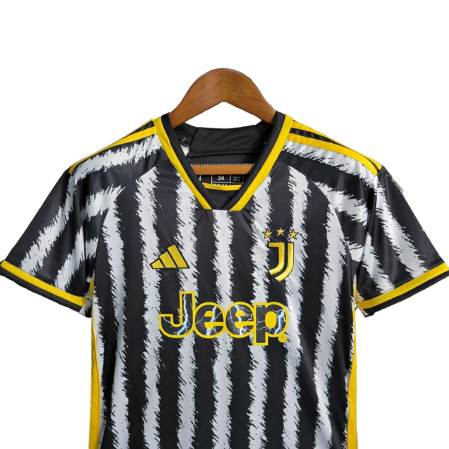 Kit Infantil Juventus I 23/24 - Adidas - Branco e preto