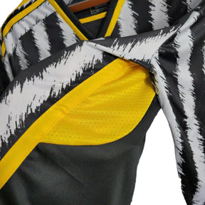 Camisa Juventus I 23/24 manga longa - Torcedor Adidas Masculina - Preta e branca