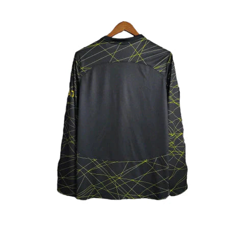 Camisa Paris Saint-Germain IV 23/24 manga longa - Torcedor Nike Masculina - Preta com detalhes em amarelo