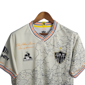 Camisa Atlético Mineiro Edição Especial 21/22 - Torcedor Le Coq Sportif Masculina - Amarela com detalhes em preto