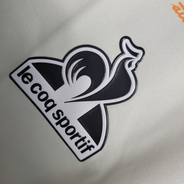 Camisa Atlético Mineiro Edição Especial 21/22 - Torcedor Le Coq Sportif Masculina - Amarela com detalhes em preto