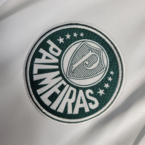 Jaqueta Corta-Vento Palmeiras 23/24 - Masculina Puma - Branca com detalhes em verde