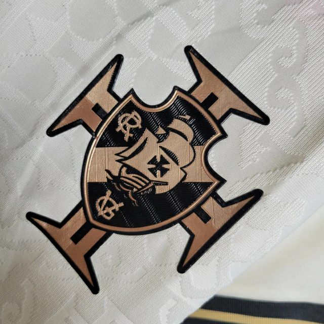Camisa Vasco da Gama III 22/23 - Torcedor Kappa Feminina - Branca com detalhes em preto e dourado