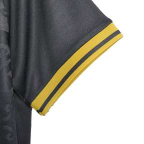 Camisa Vasco da Gama III Edição especial 22/23 - Torcedor Kappa Feminina - Preta com detalhes em dourado