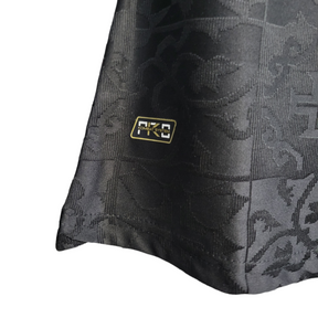 Camisa Vasco da Gama III Edição especial 22/23 - Torcedor Kappa Feminina - Preta com detalhes em dourado