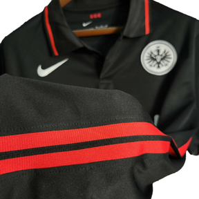 Camisa Frankfurt I 21/22 - Torcedor Nike Masculina - Preta com detalhes em vermelho e branco